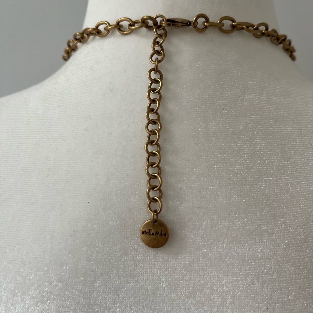 Statement Necklace - Picture 3 of 3